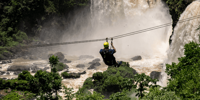 Saltos del Monday